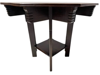 Arts & Crafts Art Nouveau Coffee Table, 1900s